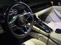 2021 Porsche Panamera 4 Sport Turismo 2.9T, чёрный — фото 10