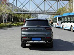 2022 Geely Okavango 1.8TD DCT Luxury 7-seat — фото 3