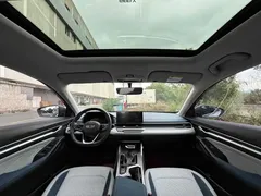 2022 Geely Emgrand 4th Gen 1.5L CVT Flagship — фото 6