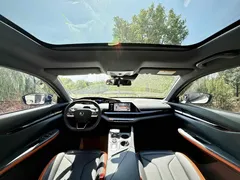 2023 Changan UNI-V 1.5T Premium, белый — фото 6