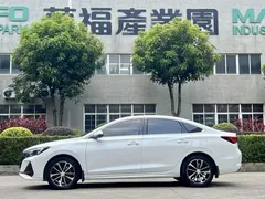 2022 Changan Eado PLUS 1.4T GDI DCT Premium, белый — фото 5