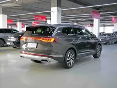2022 Volkswagen Talagon 380TSI 4WD Luxury Pro 7, чёрный — фото 7
