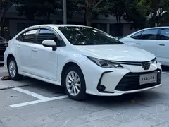 2021 Toyota Corolla 1.2T S-CVT Luxury, белый — фото 3