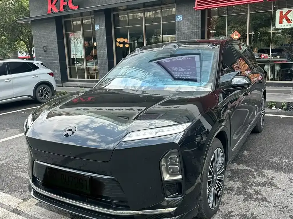 2026 Nio ES8 6-seat Executive Luxury