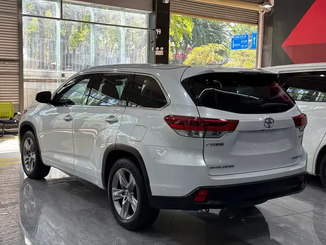 2018 Toyota Highlander 2.0T 4WD Luxury 7
