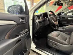 2018 Toyota Highlander 2.0T 4WD Luxury 7, белый — фото 7