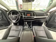 2018 Toyota Highlander 2.0T 4WD Luxury 7, белый — фото 12
