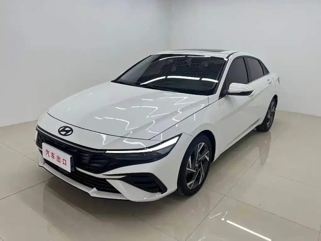 2023 Hyundai Elantra 1.5L CVT LUX Premium