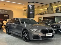 2022 BMW 5 Series 540i Fashion M Sport Package — фото 3