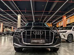 2023 Audi Q7 55 TFSI quattro S Premium, чёрный — фото 2