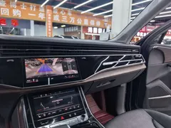 2023 Audi Q7 55 TFSI quattro S Premium, чёрный — фото 9