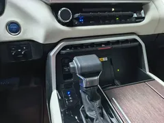 2022 Toyota Tundra 3.5T US Spec — фото 8