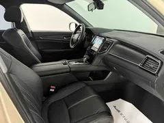 2020 Honda UR-V 240TURBO 2WD — фото 8