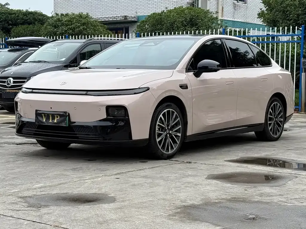 2025 Leapmotor B01 650