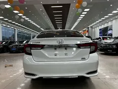 2022 Honda Crider 180Turbo CVT Luxury, белый — фото 11