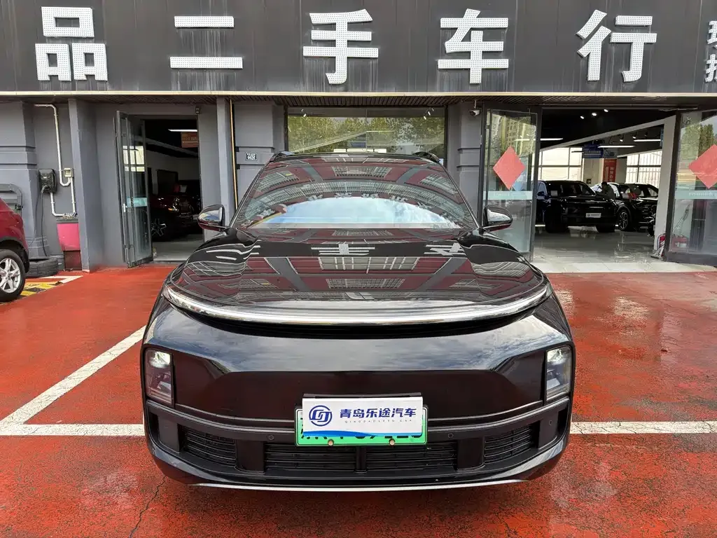 2023 Li Auto L8
