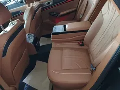 2025 Hongqi H9 2.0T 2WD Premium Luxury Business 5-seat, чёрный — фото 17