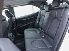 2021 Toyota Camry 2.0G Luxury, белый — фото 14