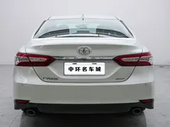 2021 Toyota Camry 2.0G Luxury, белый — фото 16