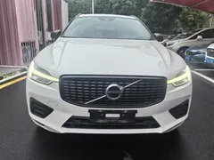 2021 Volvo XC60 4WD Sport, белый — фото 2