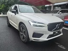 2021 Volvo XC60 4WD Sport, белый — фото 3