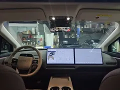 2025 Li Auto i8 Standard — фото 10