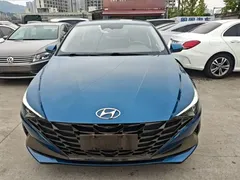 2021 Hyundai Elantra 1.5L CVT LUX Premium, синий — фото 3
