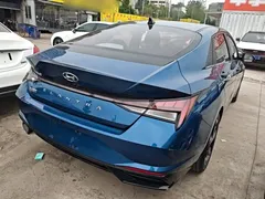 2021 Hyundai Elantra 1.5L CVT LUX Premium, синий — фото 7