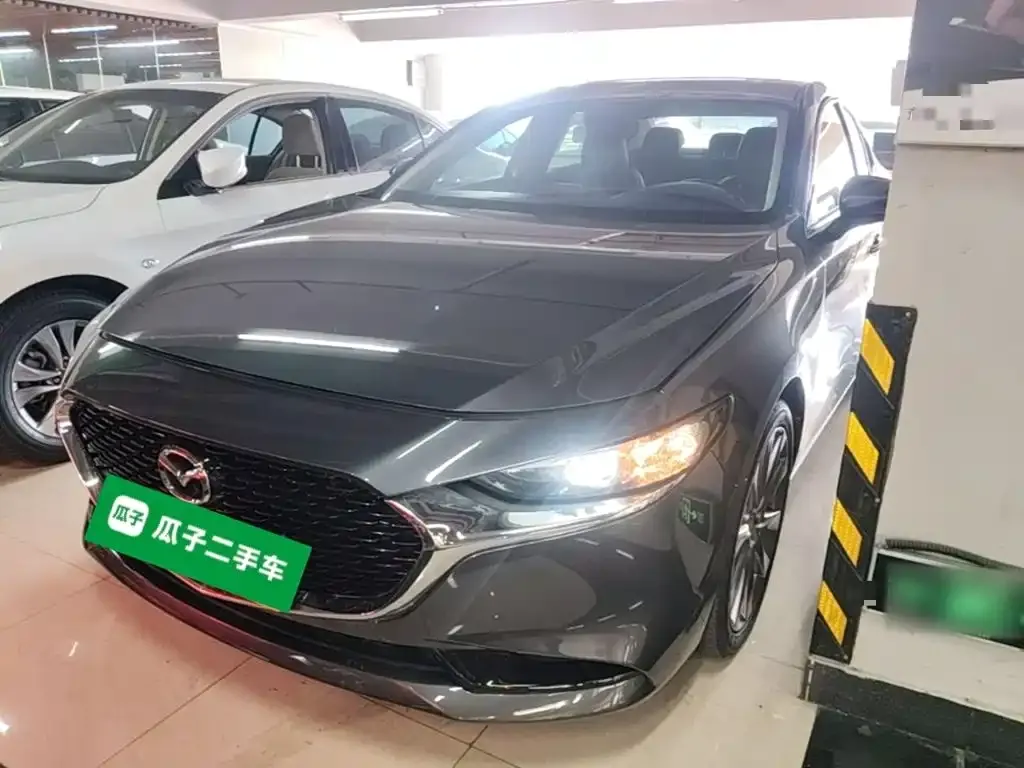 2021 Mazda 3 2.0L AT