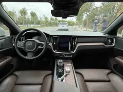 2022 Volvo S60 B4 Luxury, белый — фото 10