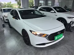 2023 Mazda 3 2.0L AT, белый — фото 4