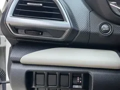 2022 Subaru Forester 2.0i AWD Luxury EyeSight, белый — фото 18