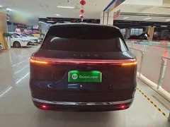 2026 Aito M7 EREV Ultra 4WD 5-seat 192-line Lidar, синий — фото 6