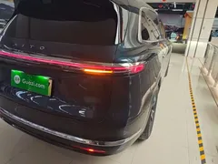 2026 Aito M7 EREV Ultra 4WD 5-seat 192-line Lidar, синий — фото 8