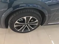 2026 Aito M7 EREV Ultra 4WD 5-seat 192-line Lidar, синий — фото 23