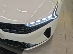 2021 Kia K5 270T CVVD, белый — фото 24