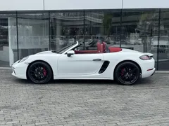 2022 Porsche 718 Boxster 2.0T, белый — фото 11