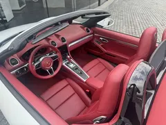 2022 Porsche 718 Boxster 2.0T, белый — фото 15