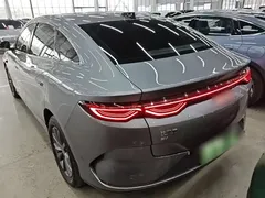 2025 BYD Qin L EV 545km Superior — фото 5