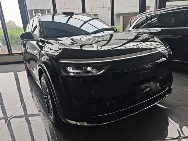 2025 Aito M8 EREV Max+ 53.4kWh 6-seat 192-line LiDAR