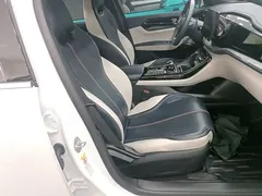 2021 BYD Qin PLUS DM-i PHEV 55km Premium, белый — фото 25