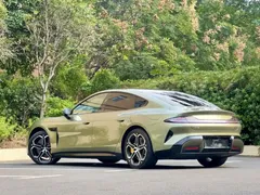 2024 Xiaomi SU7 4WD Long Range Advanced ADAS Max, зелёный — фото 8