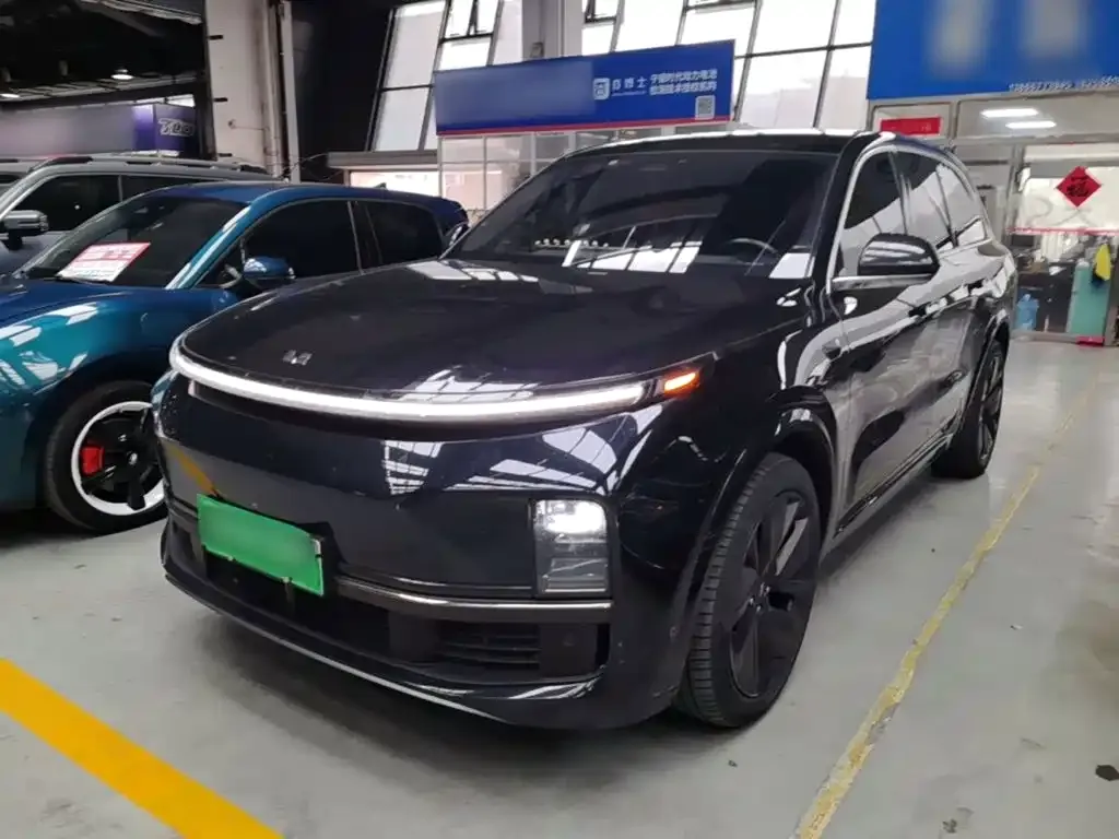 2023 Li Auto L8 Air