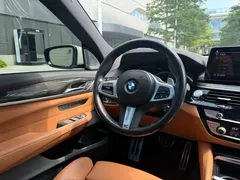 2021 BMW 6 Series GT 630i M Sport Package, белый — фото 2