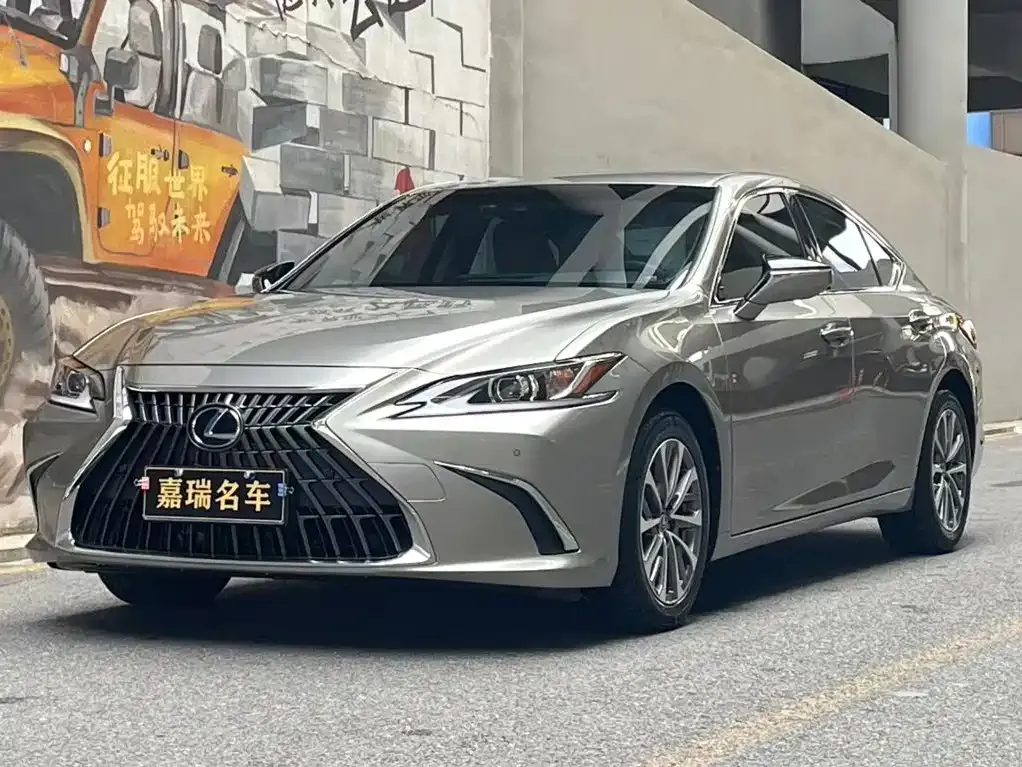 2022 Lexus ES 200 Excellence