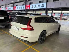 2022 Volvo V60 B4 Luxury, белый — фото 8