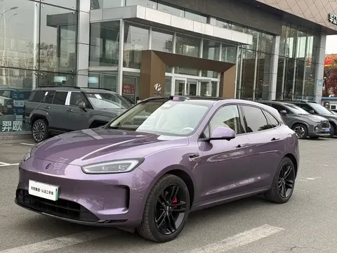 2025 Aito M5 EREV Ultra 4WD