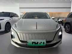 2024 Hongqi E-QM5 EV 610km Plus — фото 2