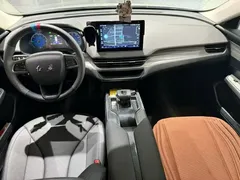 2024 Hongqi E-QM5 EV 610km Plus — фото 4