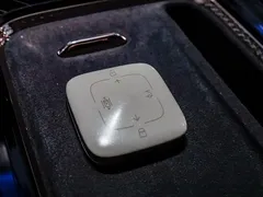 2025 Zeekr Mix Smart Driving, белый — фото 20